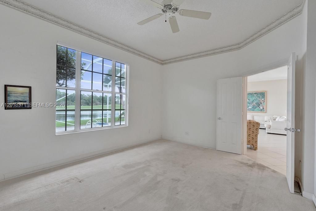 For Sale: $650,000 (3 beds, 2 baths, 2047 Square Feet)