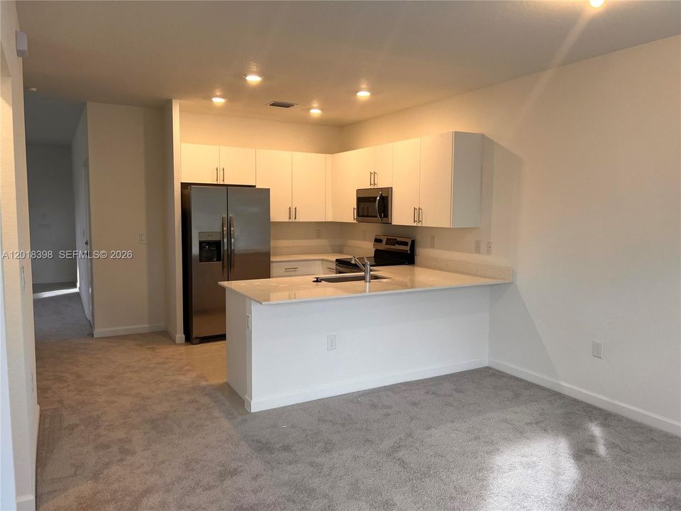 For Sale: $630,000 (3 beds, 3 baths, 1853 Square Feet)