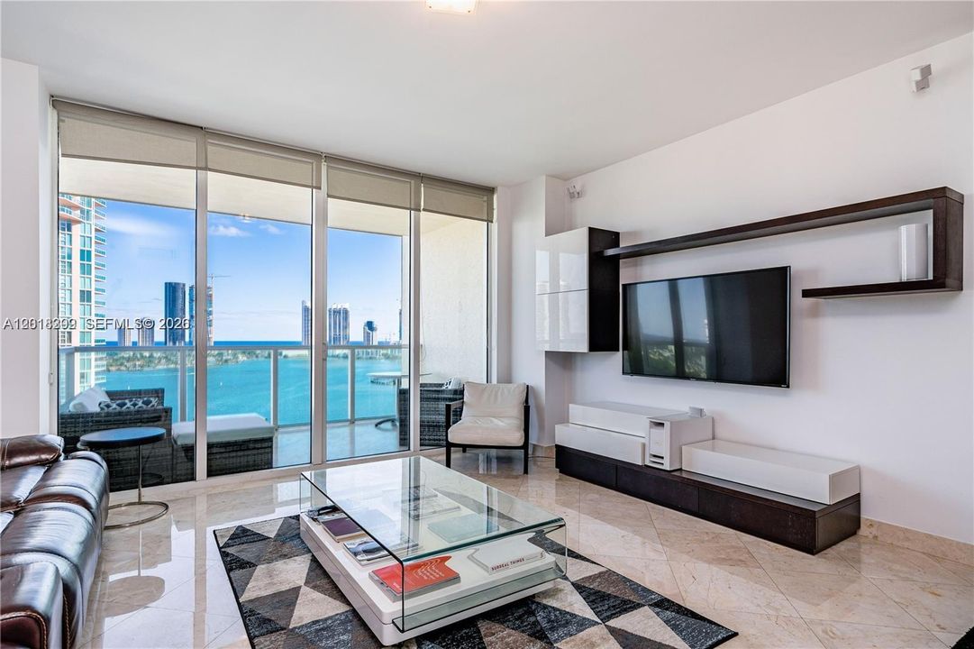 For Sale: $839,000 (3 beds, 2 baths, 1866 Square Feet)