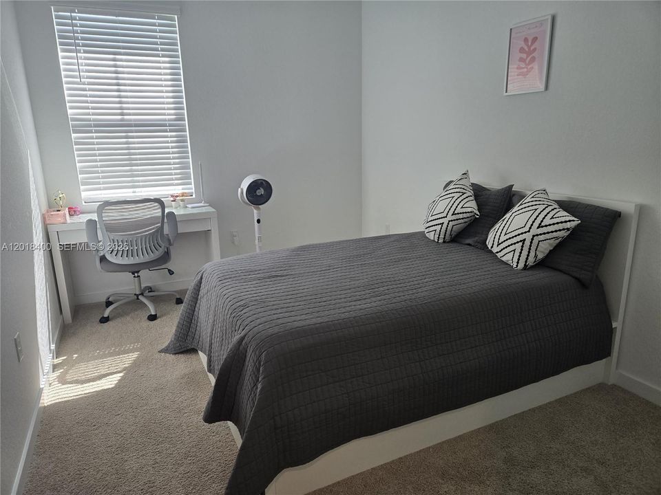 2nd Bedroom