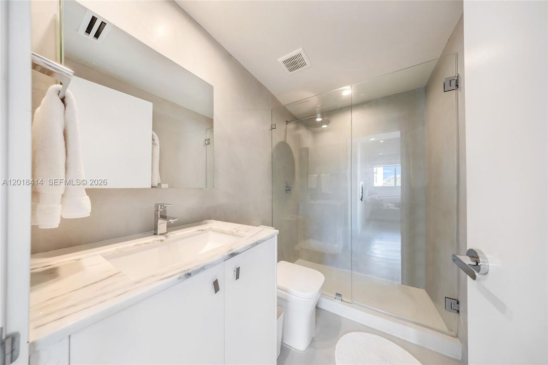 For Rent: $10,800 (3 beds, 2 baths, 1730 Square Feet)