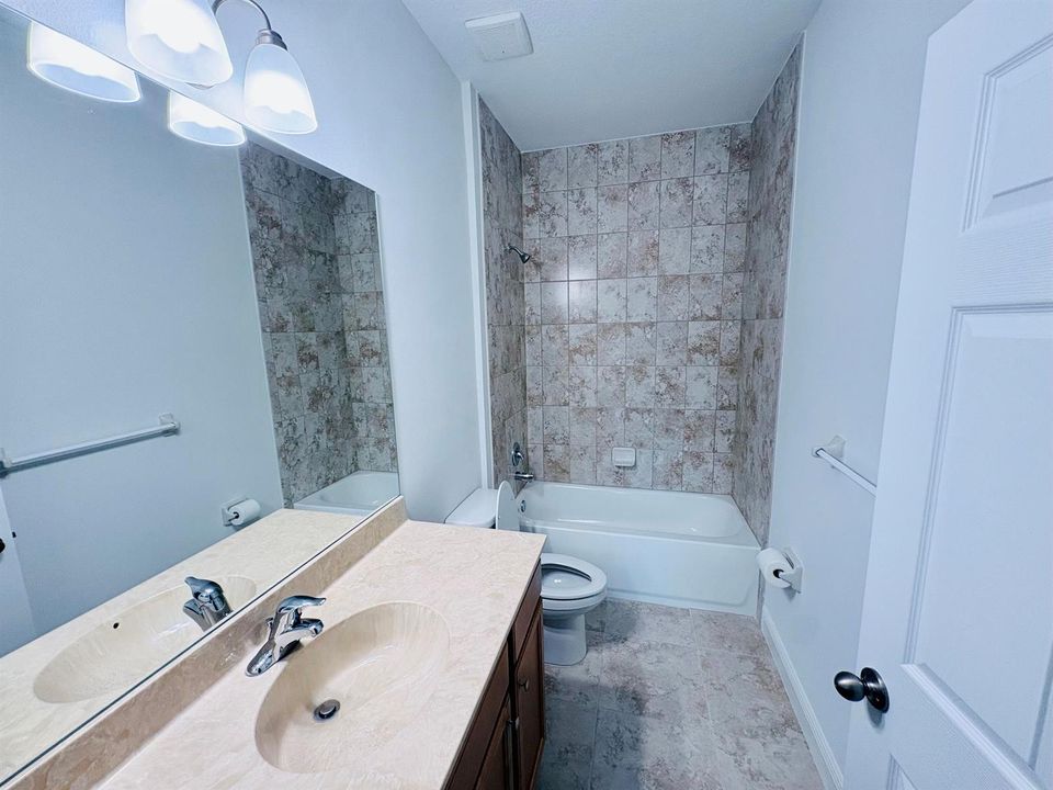 2nd bathroom