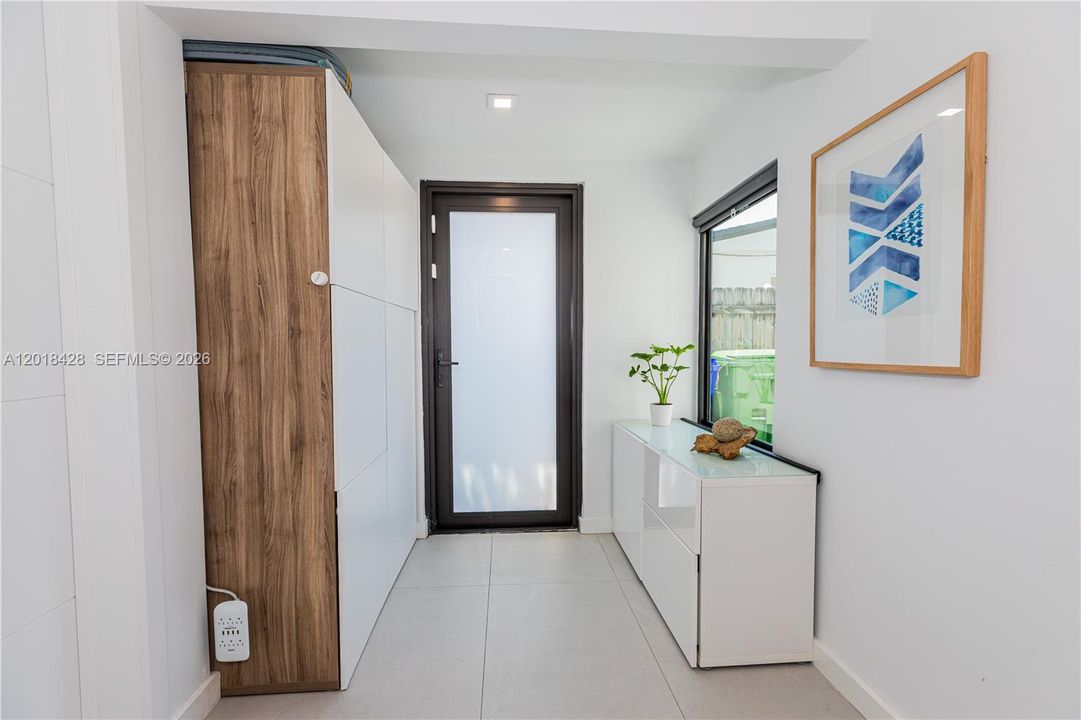 На продажу: $645,000 (3 спален, 2 ванн, 1200 Квадратных фут)