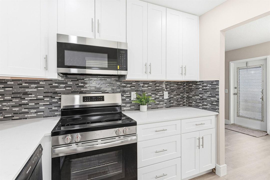 010-141BrittanyF-DelrayBeach-FL-33446-SM