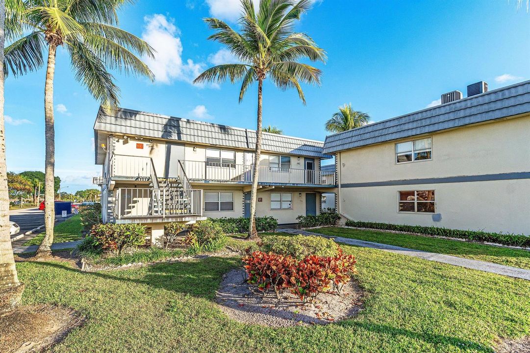 001-141BrittanyF-DelrayBeach-FL-33446-SM