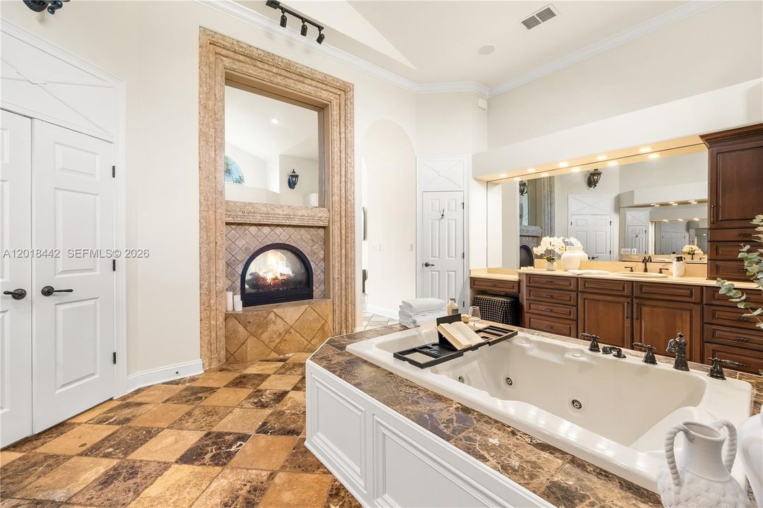 For Sale: $2,000,000 (5 beds, 5 baths, 0 Square Feet)