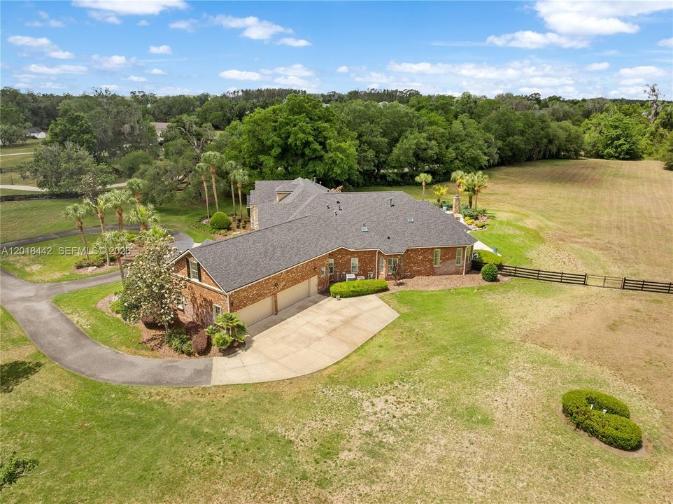 For Sale: $2,000,000 (5 beds, 5 baths, 0 Square Feet)