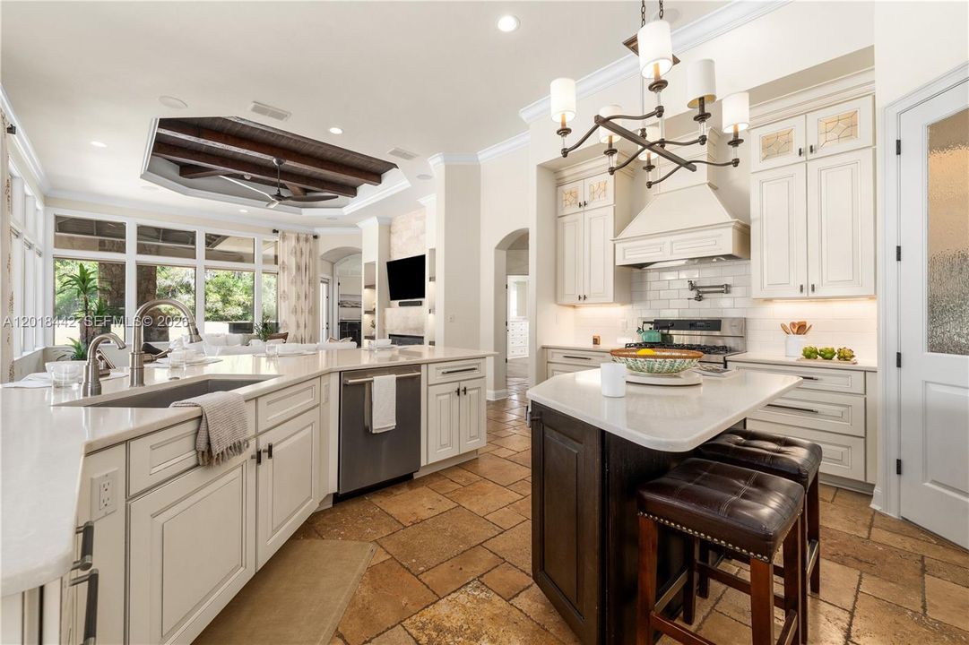 For Sale: $2,000,000 (5 beds, 5 baths, 0 Square Feet)
