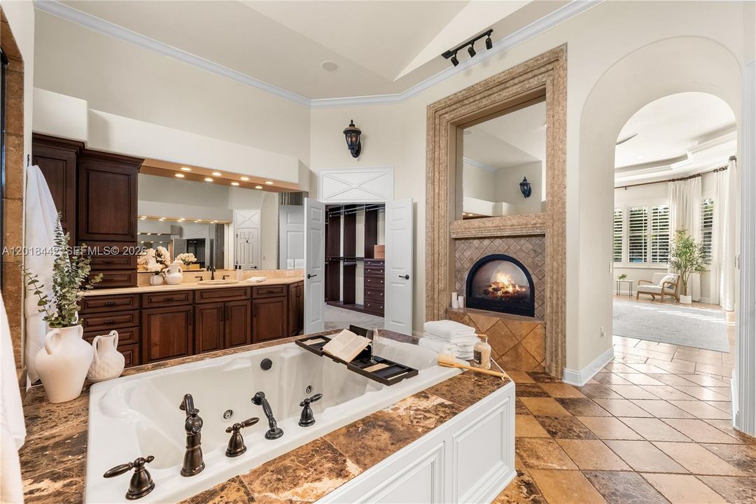For Sale: $2,000,000 (5 beds, 5 baths, 0 Square Feet)