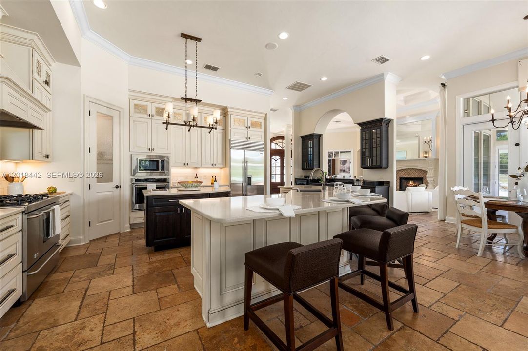 For Sale: $2,000,000 (5 beds, 5 baths, 0 Square Feet)