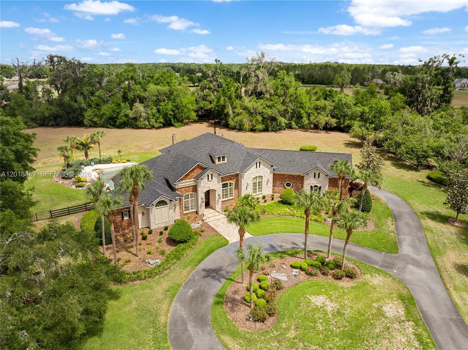 For Sale: $2,000,000 (5 beds, 5 baths, 0 Square Feet)