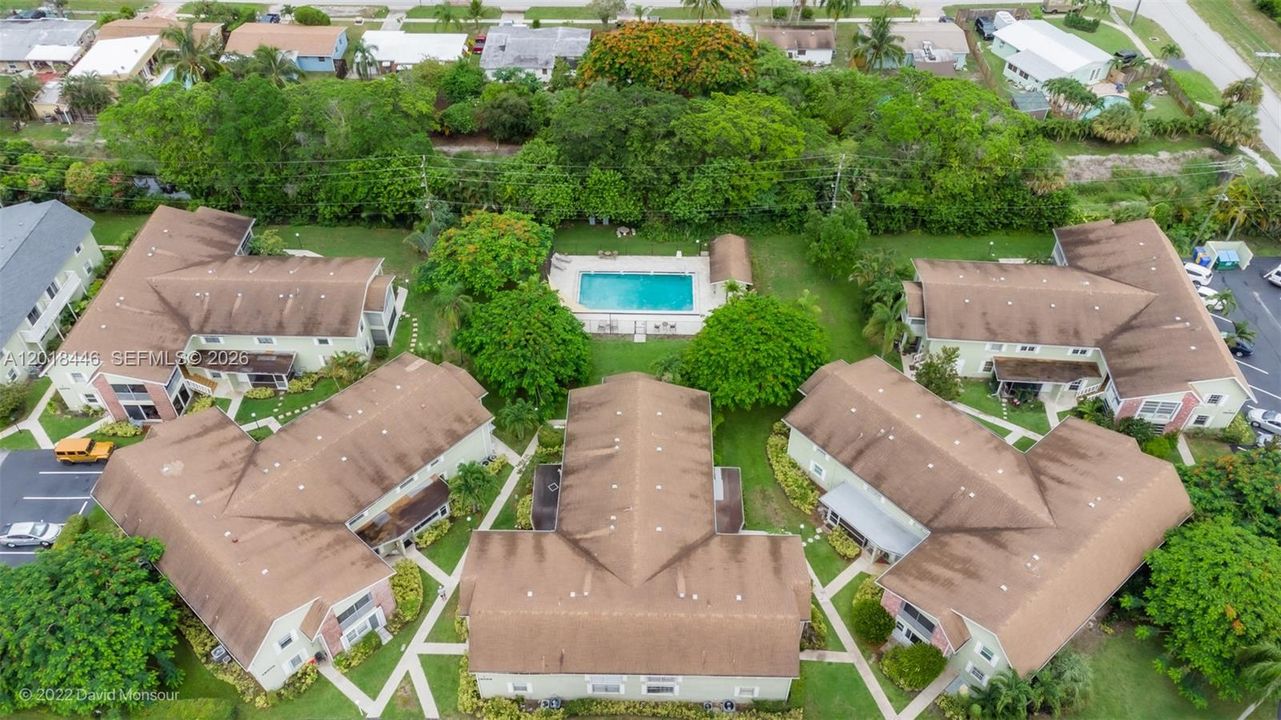 For Rent: $2,300 (2 beds, 1 baths, 1104 Square Feet)