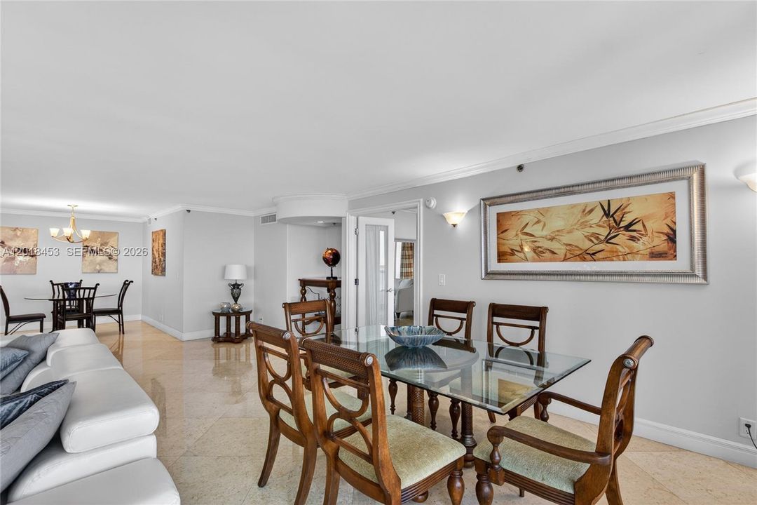 Formal Dining