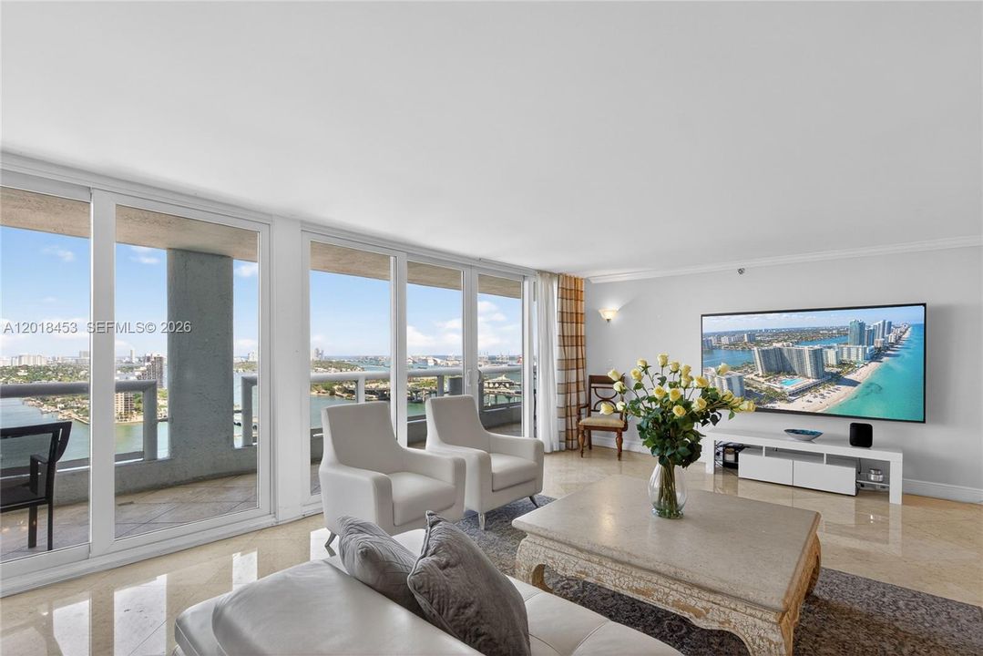 Active With Contract: $7,500 (3 beds, 3 baths, 2780 Square Feet)