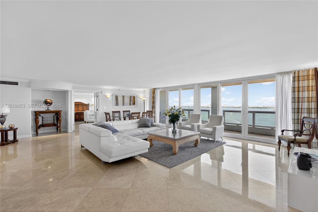 Active With Contract: $7,500 (3 beds, 3 baths, 2780 Square Feet)
