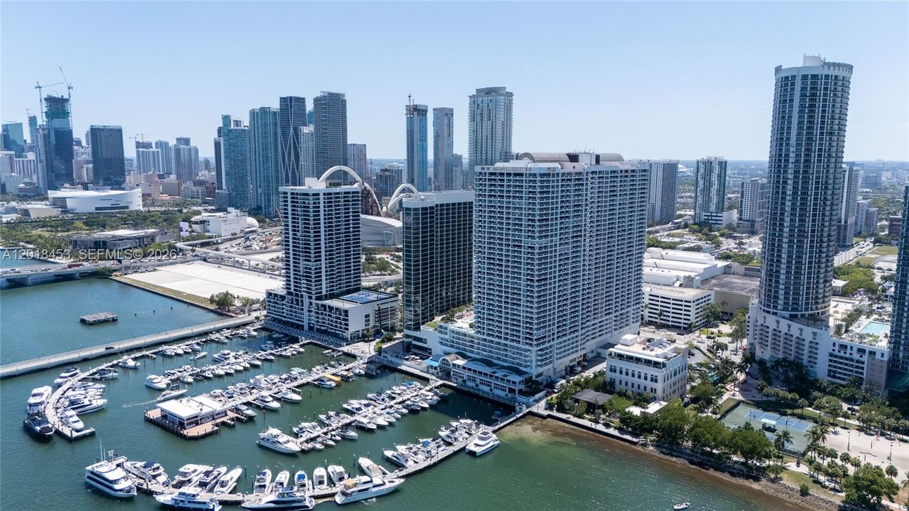 Active With Contract: $7,500 (3 beds, 3 baths, 2780 Square Feet)