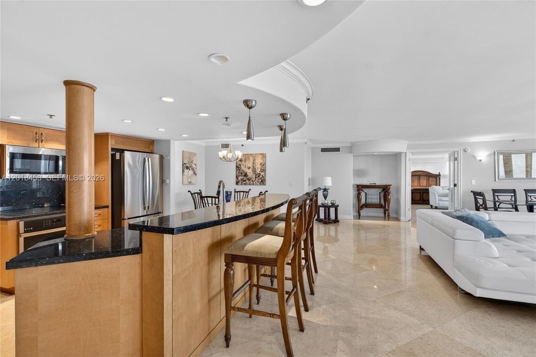 Active With Contract: $7,500 (3 beds, 3 baths, 2780 Square Feet)