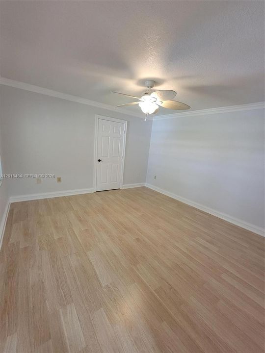 Active With Contract: $3,500 (3 beds, 2 baths, 1360 Square Feet)