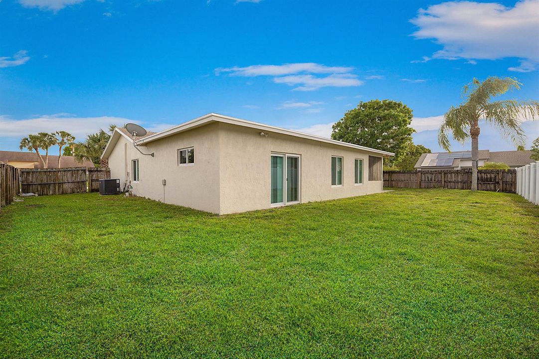 9593 Richmond Circle-43