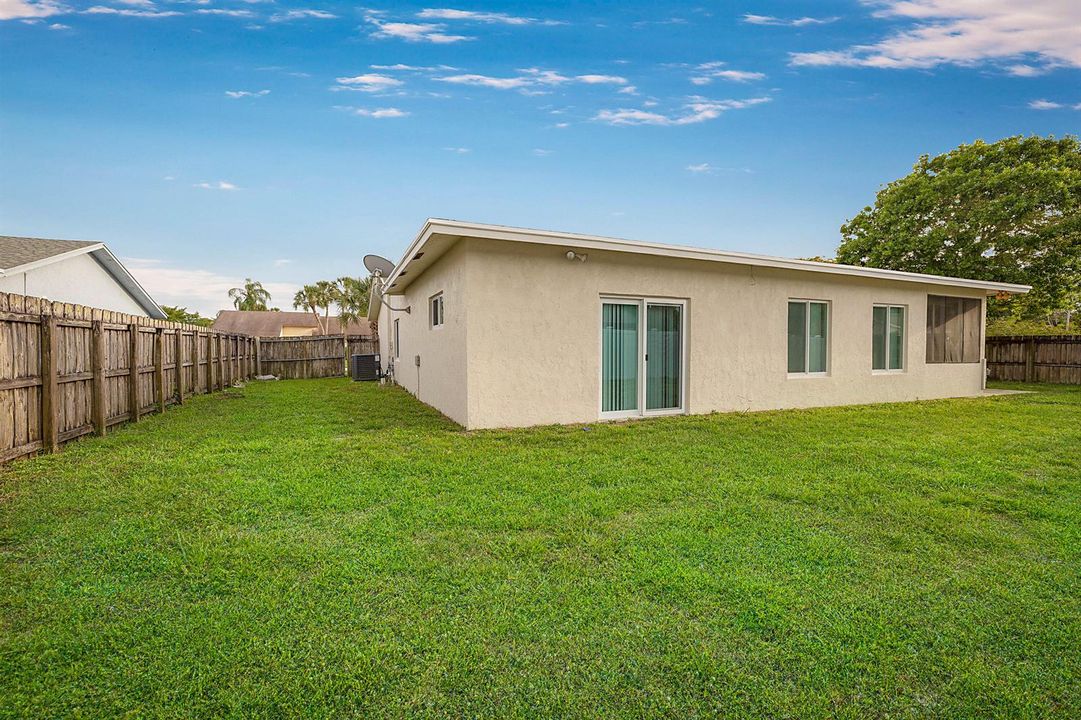 9593 Richmond Circle-44