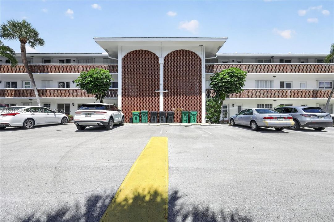 En Venta: $74,900 (1 camas, 1 baños, 676 Pies cuadrados)