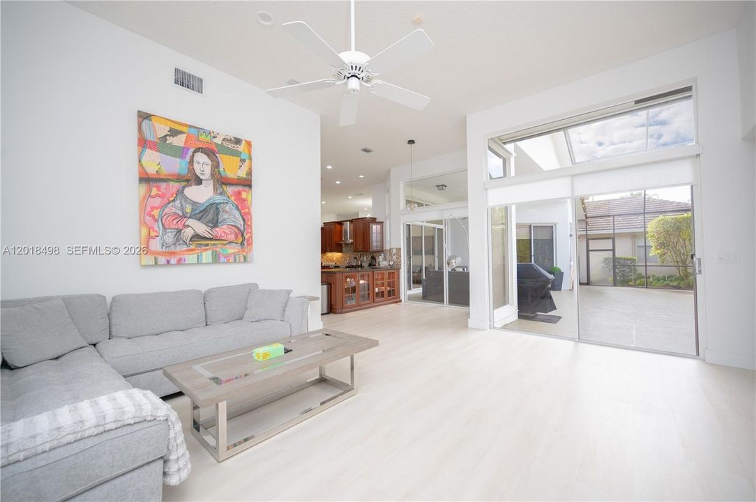 For Sale: $1,075,000 (5 beds, 4 baths, 2716 Square Feet)