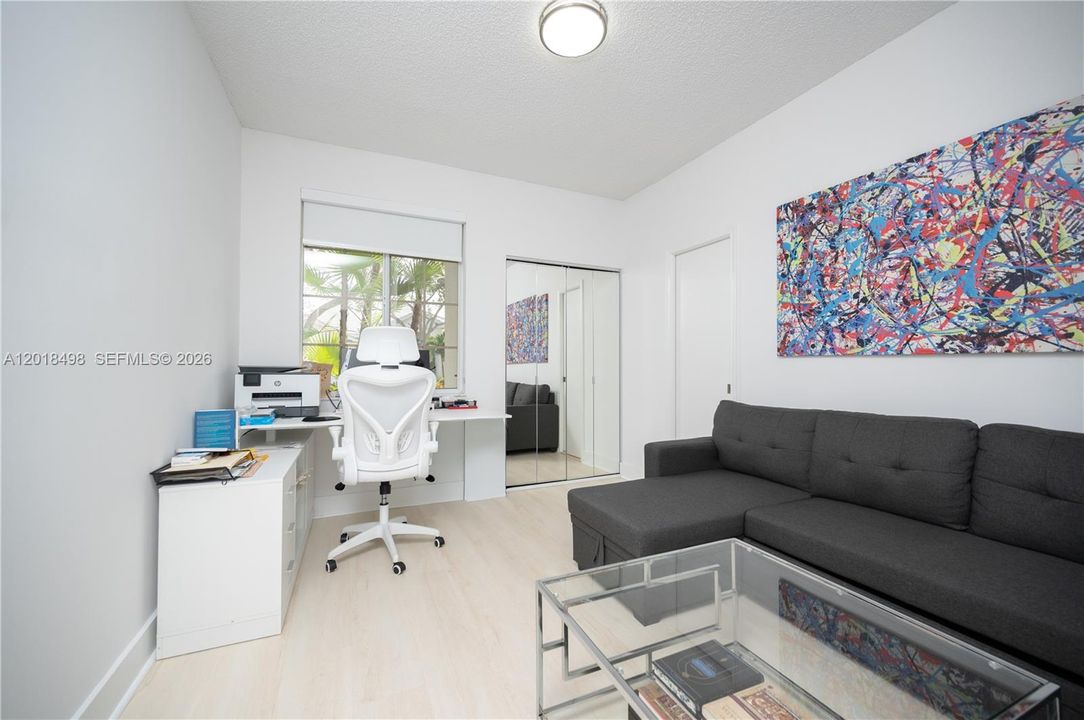 For Sale: $1,075,000 (5 beds, 4 baths, 2716 Square Feet)