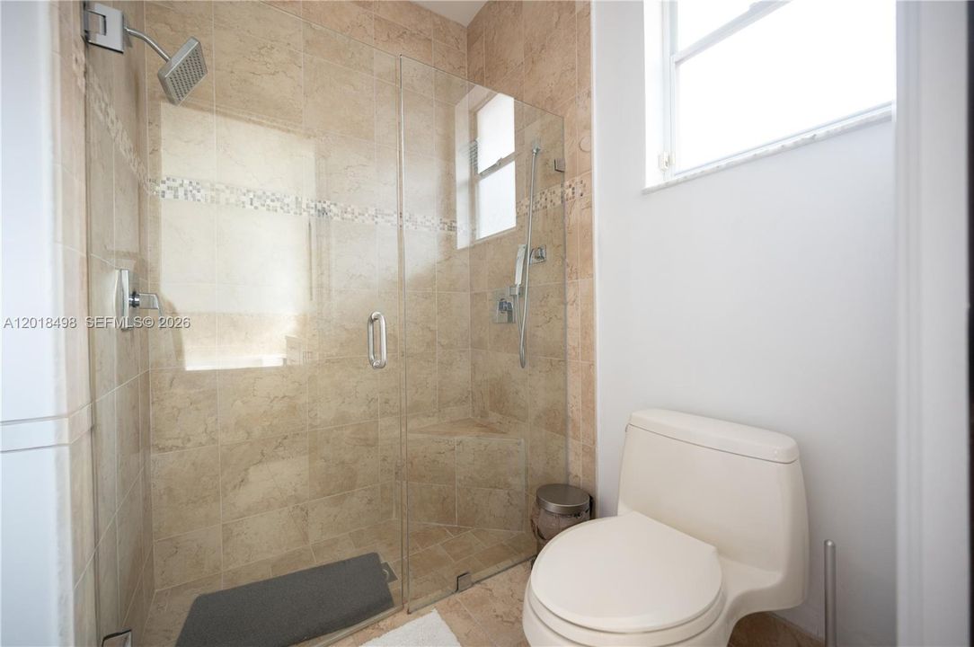 For Sale: $1,075,000 (5 beds, 4 baths, 2716 Square Feet)