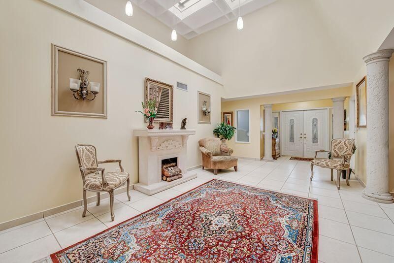 Formal Living room View 3