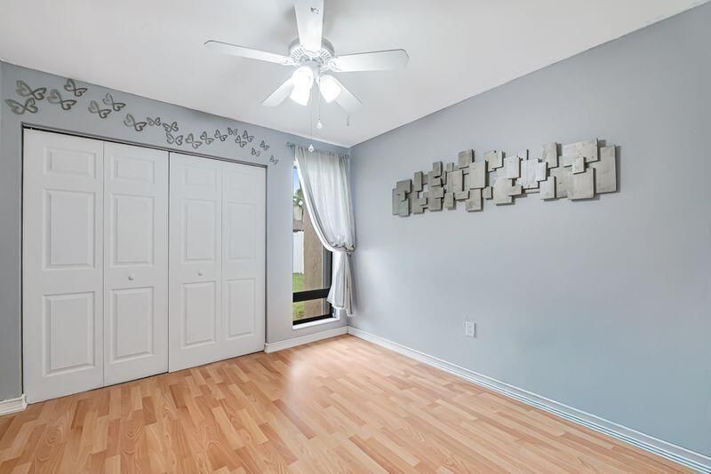 Bedroom 3 Pic 2