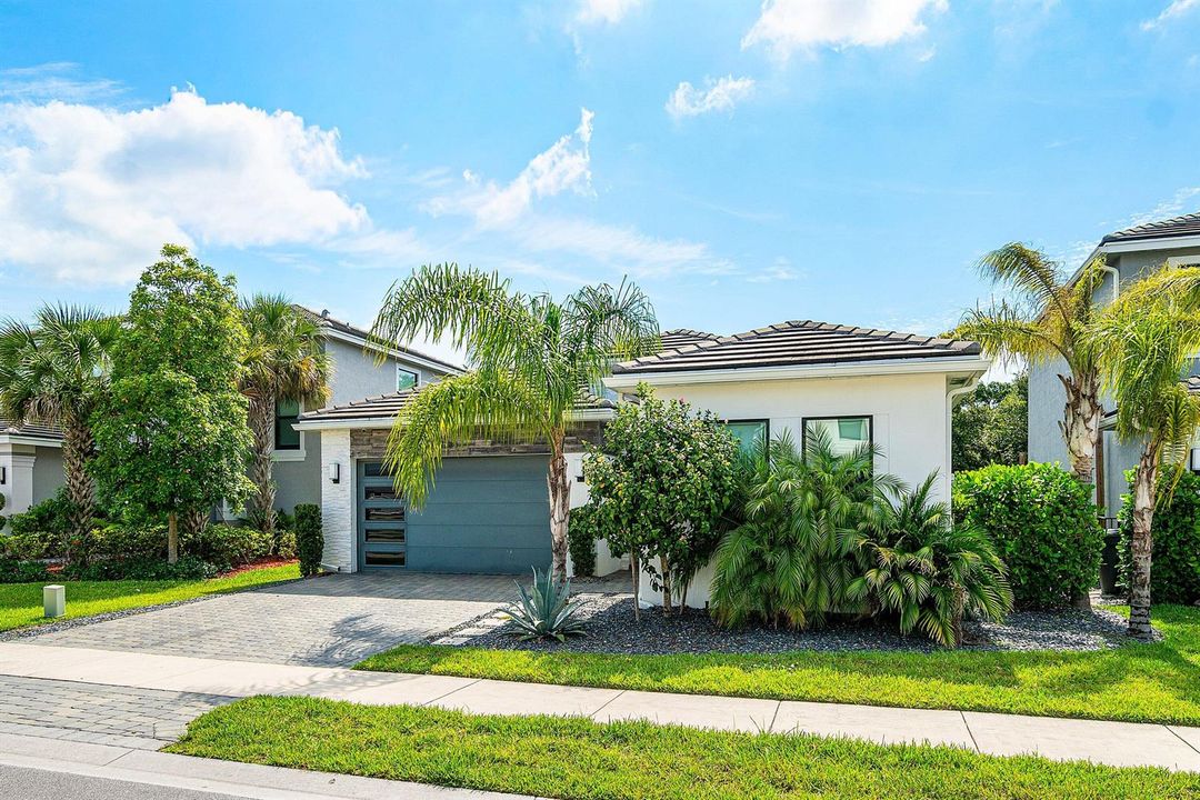 003-7284EsteroDrive-Greenacres-FL-33463-