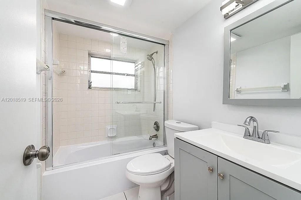 For Sale: $319,900 (3 beds, 2 baths, 1155 Square Feet)