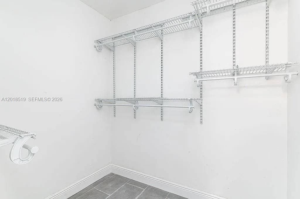 For Sale: $319,900 (3 beds, 2 baths, 1155 Square Feet)