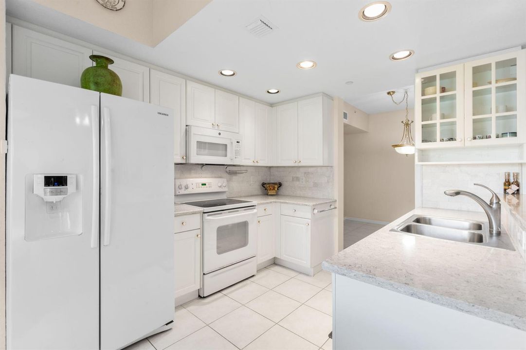 Kitchen 3 -7735 Yardley Dr 103 Tamarac