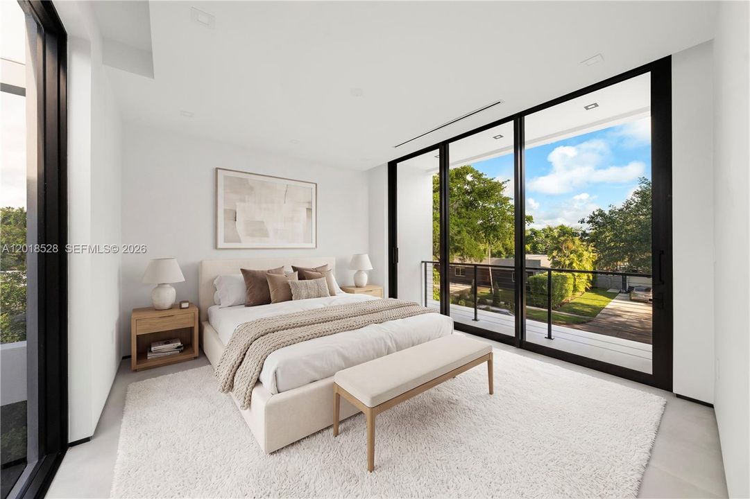 For Sale: $4,495,000 (5 beds, 4 baths, 4300 Square Feet)