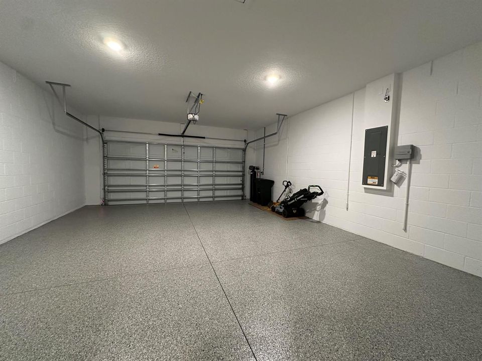 GARAGE WITH EPOXY FLOORING