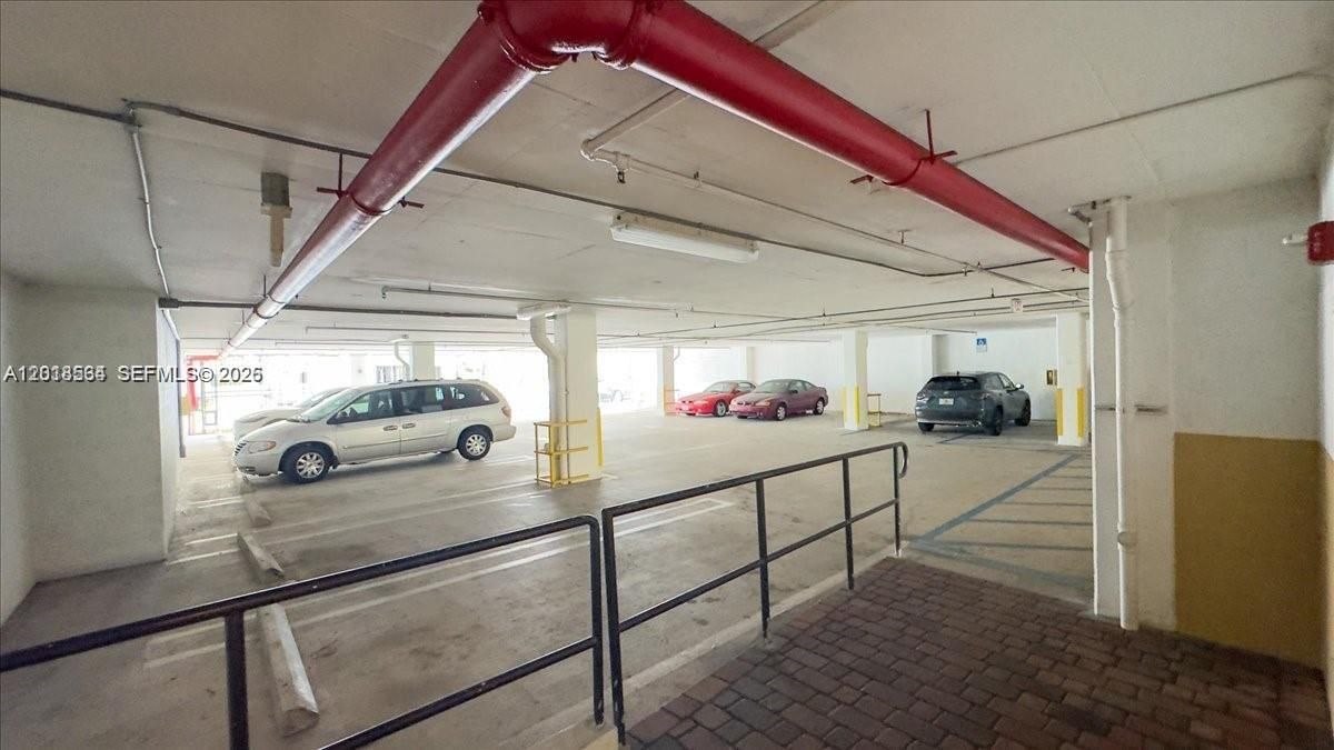 Activo con contrato: $440,000 (2 camas, 2 baños, 1125 Pies cuadrados)
