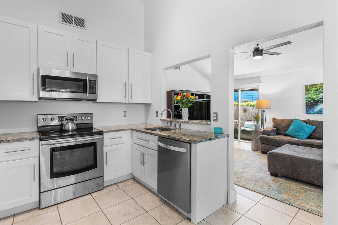 011-9108ChrysanthemumDrive-BoyntonBeach-