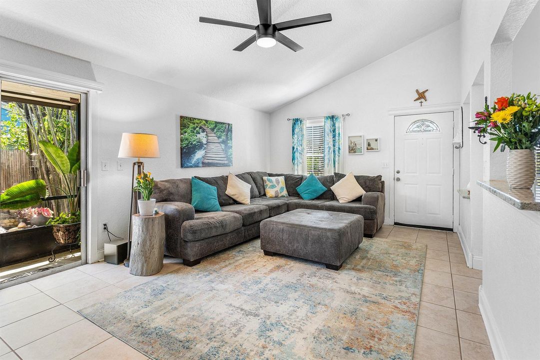005-9108ChrysanthemumDrive-BoyntonBeach-