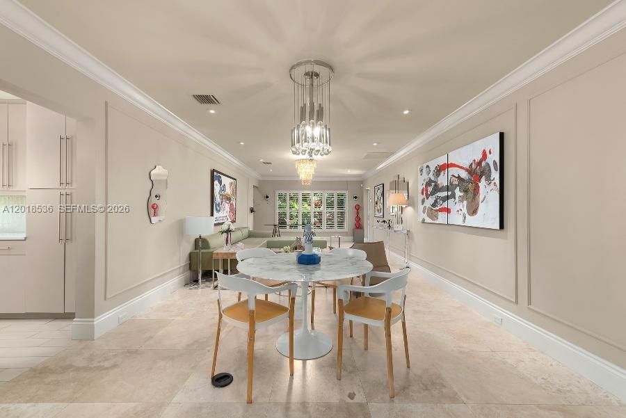 Active With Contract: $2,950,000 (3 beds, 2 baths, 2005 Square Feet)