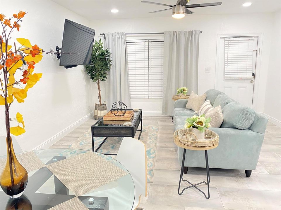 628- Dining/Living Room