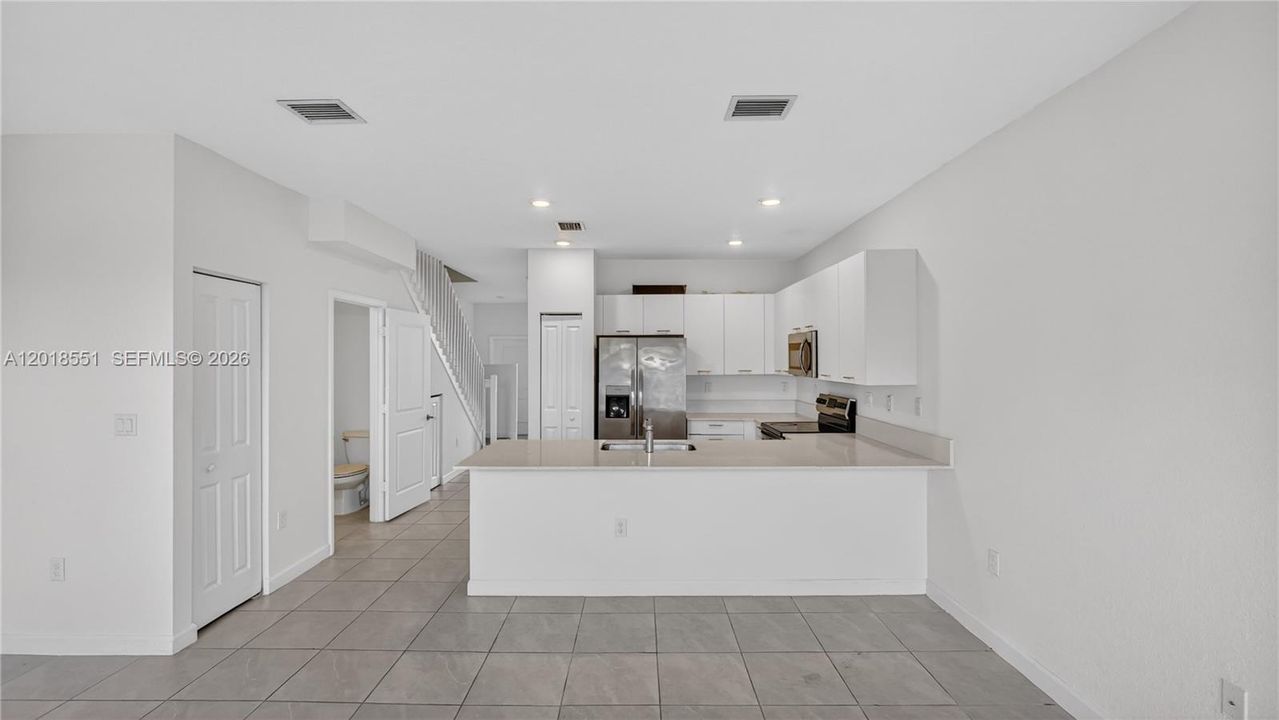 For Sale: $475,000 (3 beds, 2 baths, 1545 Square Feet)