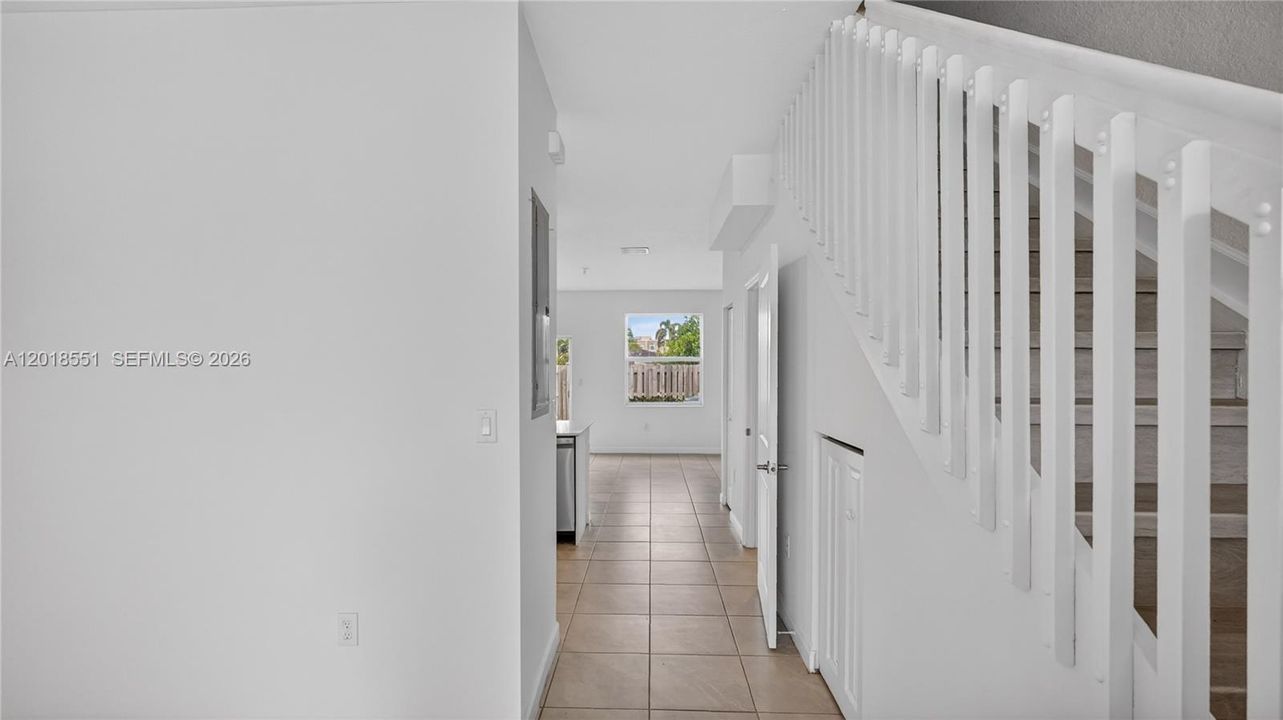 For Sale: $475,000 (3 beds, 2 baths, 1545 Square Feet)