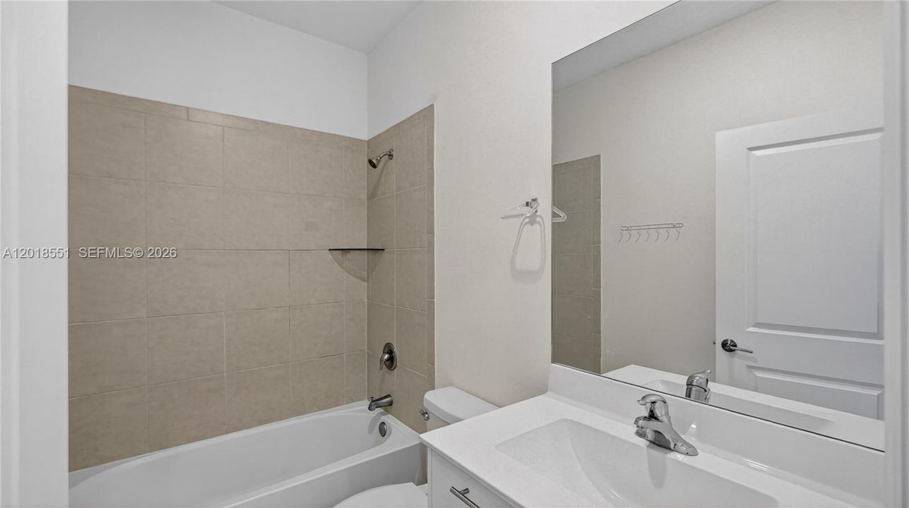For Sale: $475,000 (3 beds, 2 baths, 1545 Square Feet)