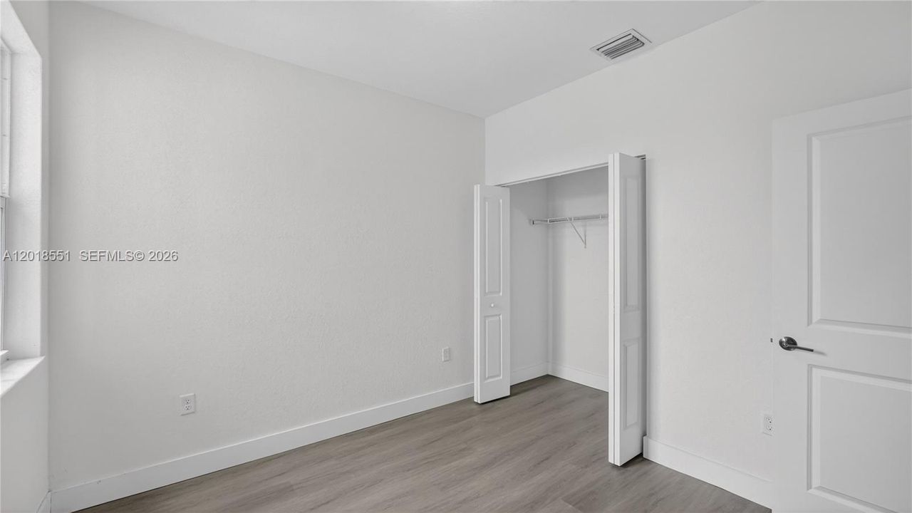For Sale: $475,000 (3 beds, 2 baths, 1545 Square Feet)