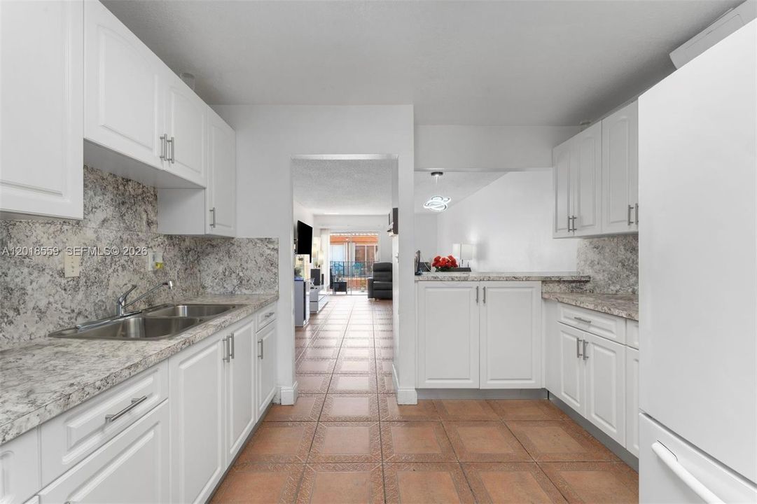En Venta: $260,000 (2 camas, 2 baños, 1080 Pies cuadrados)