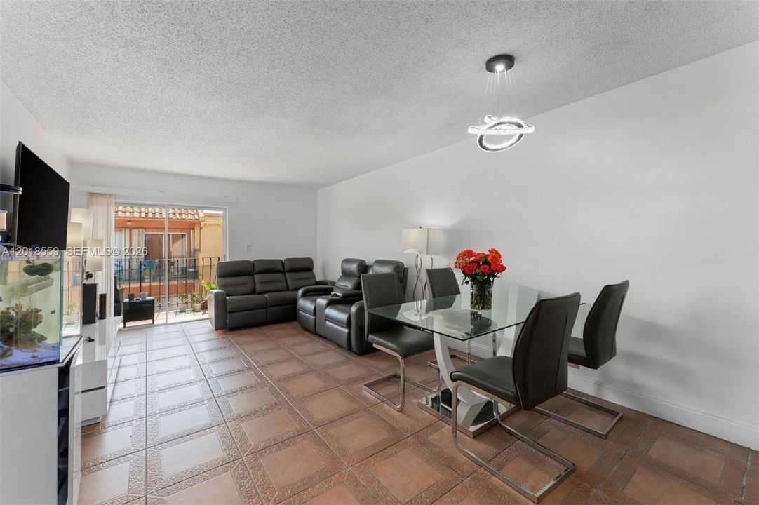 Living/Dining room