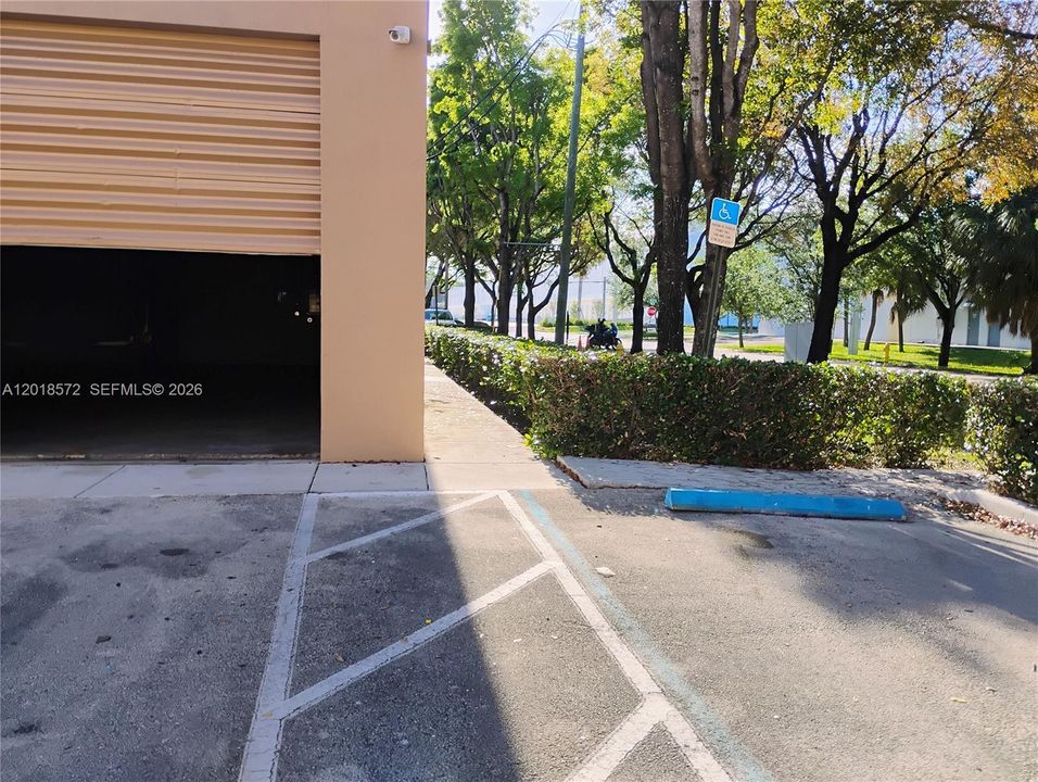 Activo con contrato: $372,000 (0 camas, 0 baños, 0 Pies cuadrados)