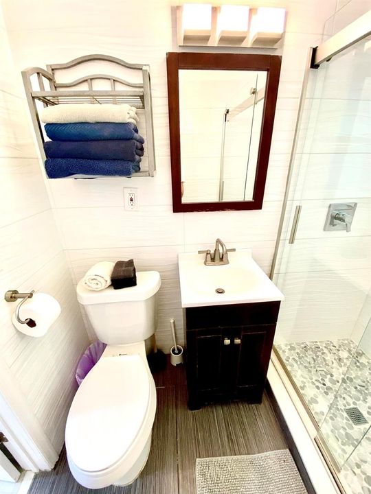 632- Bathroom 2