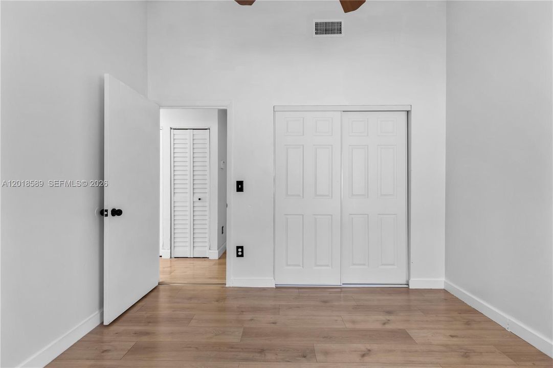 For Sale: $460,000 (3 beds, 2 baths, 1470 Square Feet)